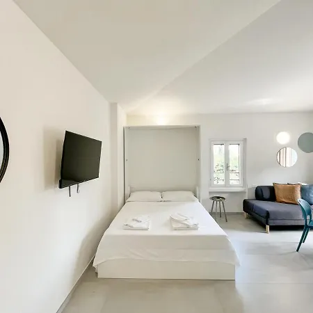 Front * 데센자노델가르다