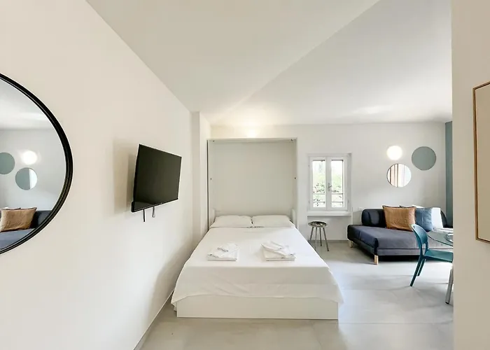 Front * Ντεζεντσάνο ντελ Γκάρντα