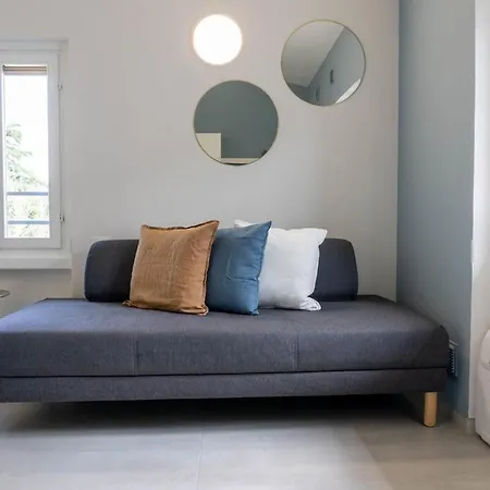 Front Apartment