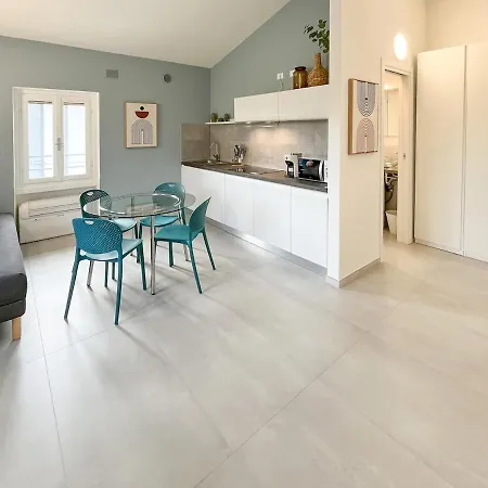 Front Apartment
